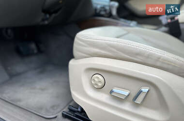 Внедорожник / Кроссовер Audi Q5 2014 в 
