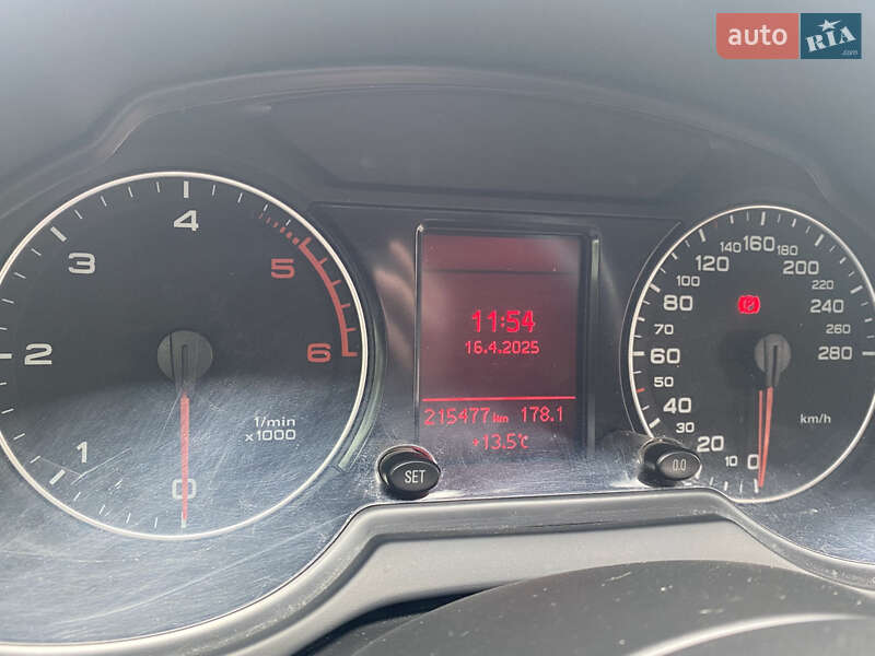 Позашляховик / Кросовер Audi Q5 2012 в 