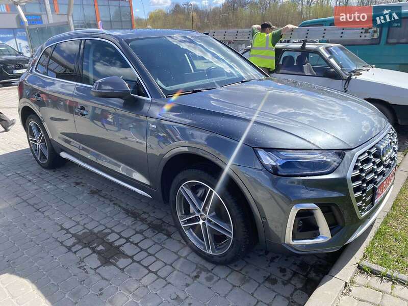 Внедорожник / Кроссовер Audi Q5 2022 в Львове