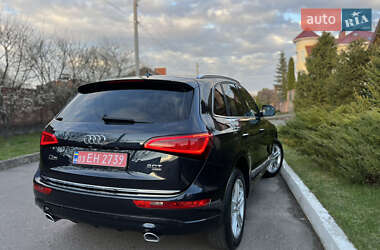 Внедорожник / Кроссовер Audi Q5 2015 в 