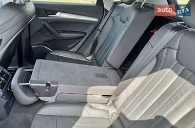 Позашляховик / Кросовер Audi Q5 2019 в 