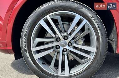 Позашляховик / Кросовер Audi Q5 2019 в 