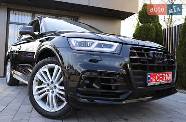Внедорожник / Кроссовер Audi Q5 2019 в 