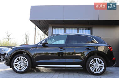 Внедорожник / Кроссовер Audi Q5 2019 в 