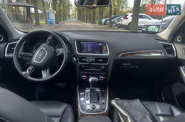 Позашляховик / Кросовер Audi Q5 2015 в 