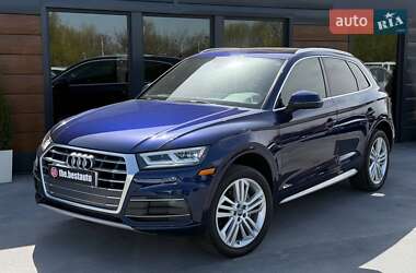 Внедорожник / Кроссовер Audi Q5 2018 в 