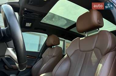Внедорожник / Кроссовер Audi Q5 2018 в 