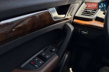 Внедорожник / Кроссовер Audi Q5 2018 в 