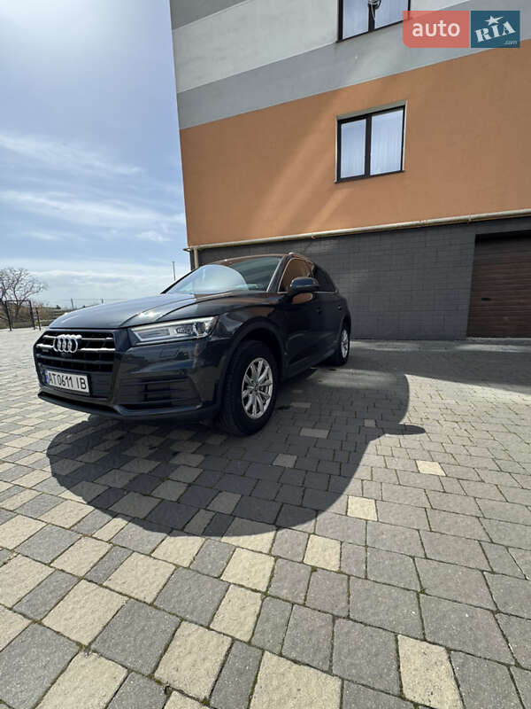 Внедорожник / Кроссовер Audi Q5 2019 в Ивано-Франковске