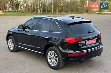 Позашляховик / Кросовер Audi Q5 2015 в 