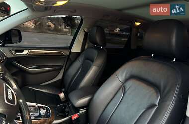 Позашляховик / Кросовер Audi Q5 2015 в 