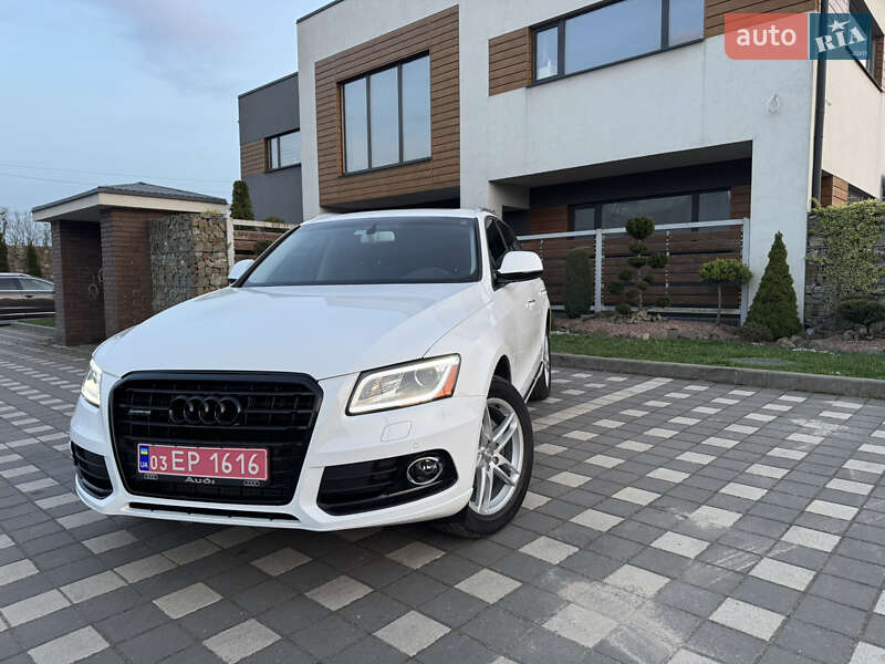 Позашляховик / Кросовер Audi Q5 2017 в 