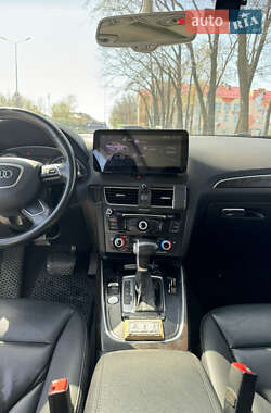 Внедорожник / Кроссовер Audi Q5 2016 в 