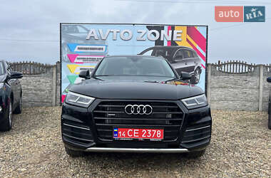 Внедорожник / Кроссовер Audi Q5 2018 в 