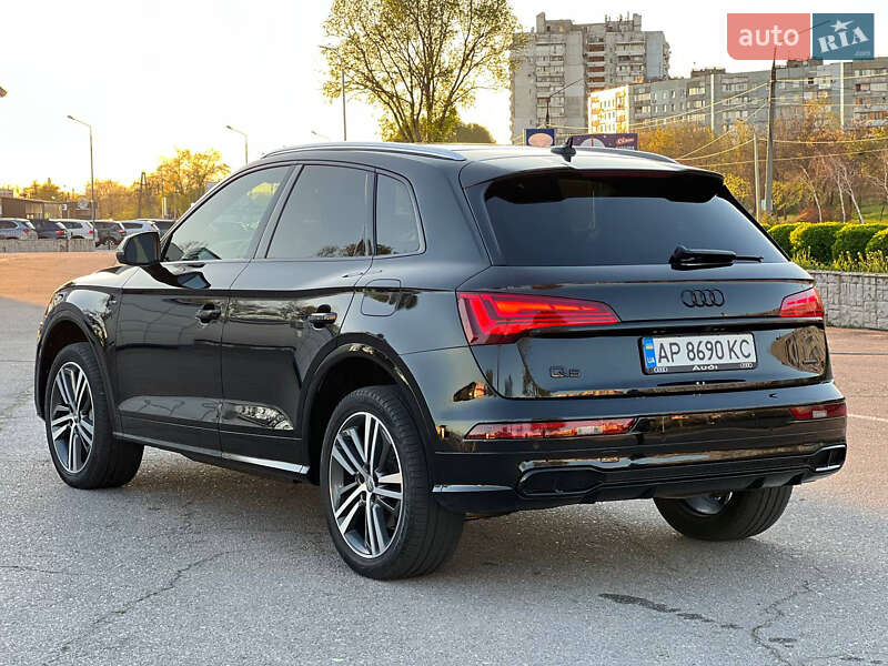 Внедорожник / Кроссовер Audi Q5 2019 в Киеве