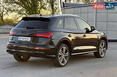 Внедорожник / Кроссовер Audi Q5 2019 в 