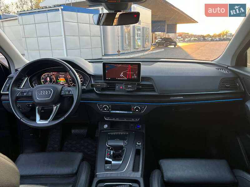 Внедорожник / Кроссовер Audi Q5 2019 в Киеве