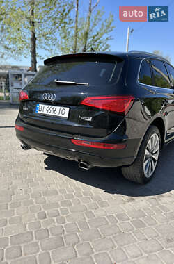 Внедорожник / Кроссовер Audi Q5 2012 в 