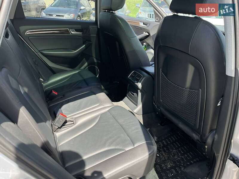 Позашляховик / Кросовер Audi Q5 2015 в Львові