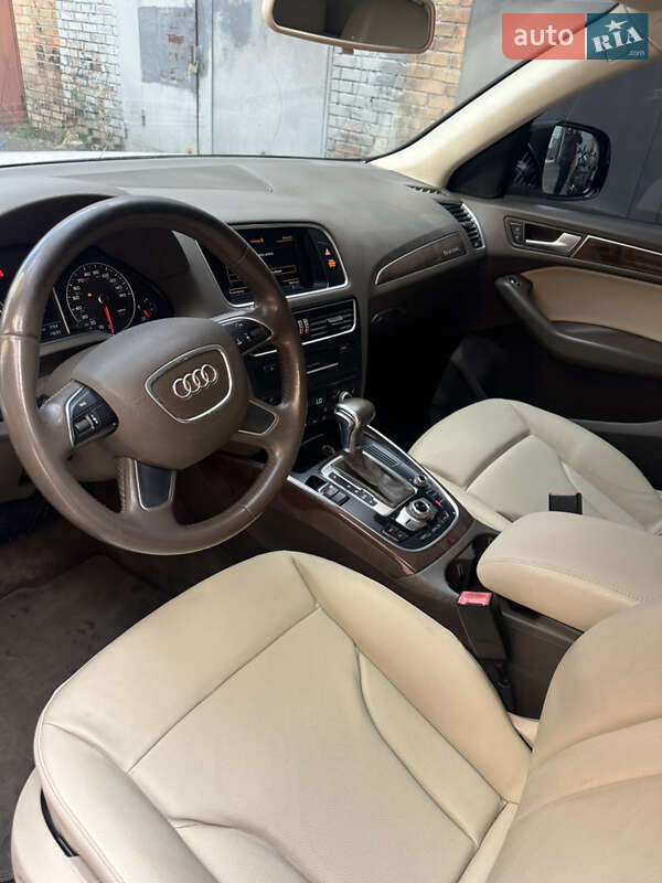 Внедорожник / Кроссовер Audi Q5 2016 в Киеве