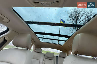 Внедорожник / Кроссовер Audi Q5 2015 в 