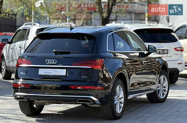 Внедорожник / Кроссовер Audi Q5 2022 в 