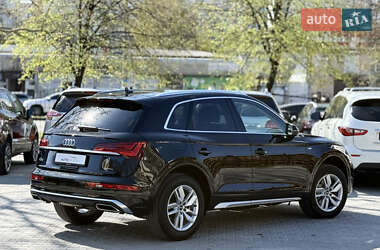 Внедорожник / Кроссовер Audi Q5 2022 в 