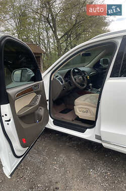 Внедорожник / Кроссовер Audi Q5 2014 в 
