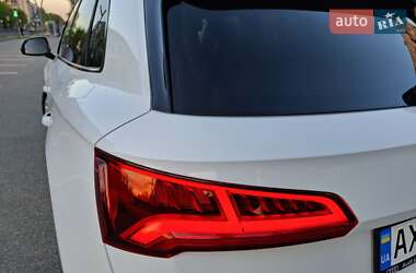 Внедорожник / Кроссовер Audi Q5 2018 в 