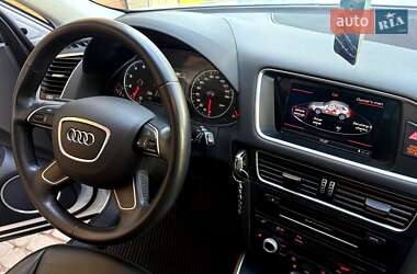 Позашляховик / Кросовер Audi Q5 2016 в 