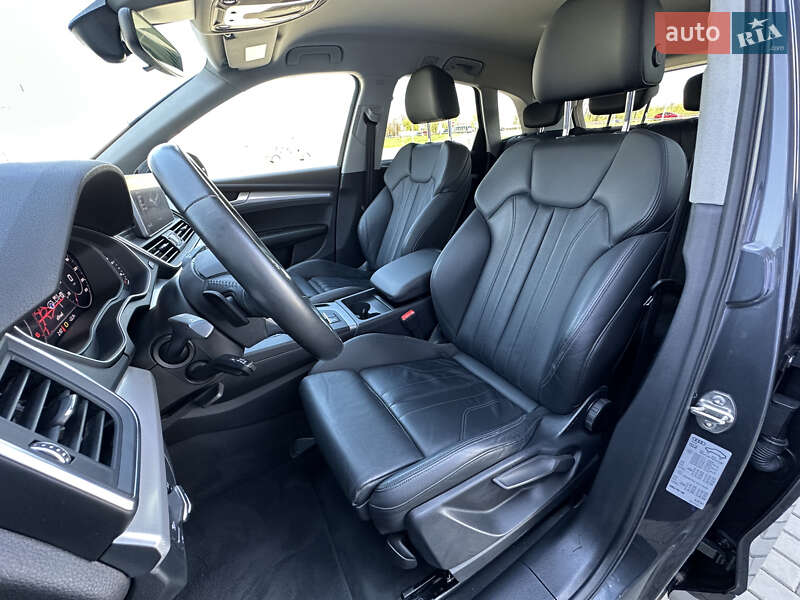 Внедорожник / Кроссовер Audi Q5 2020 в Львове