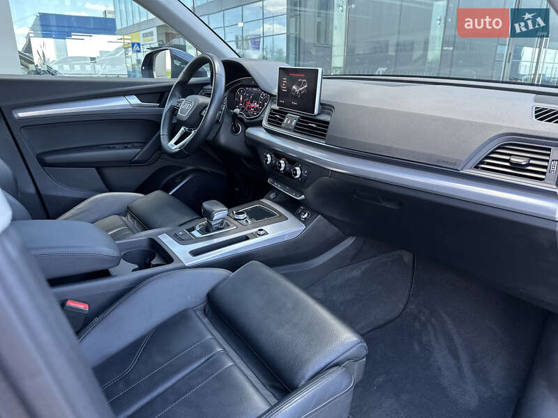 Внедорожник / Кроссовер Audi Q5 2020 в Львове