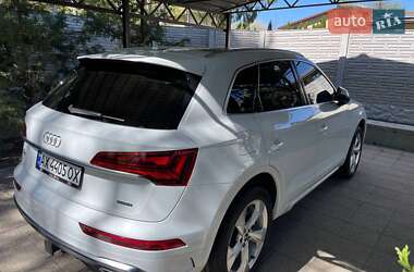 Внедорожник / Кроссовер Audi Q5 2023 в 