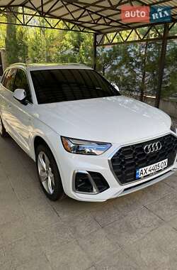 Внедорожник / Кроссовер Audi Q5 2023 в 