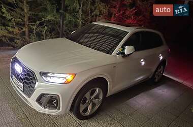 Внедорожник / Кроссовер Audi Q5 2023 в 