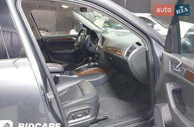 Внедорожник / Кроссовер Audi Q5 2012 в 