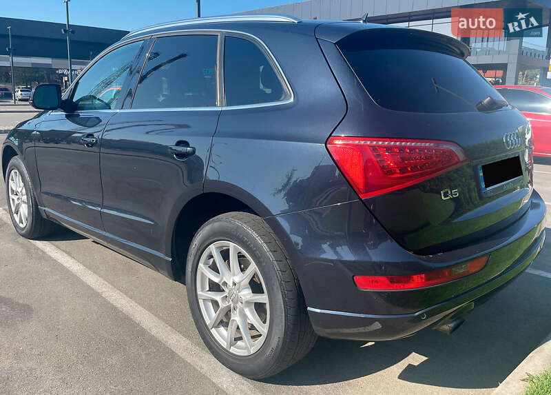 Внедорожник / Кроссовер Audi Q5 2012 в Киеве