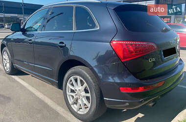 Внедорожник / Кроссовер Audi Q5 2012 в 