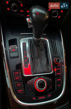 Внедорожник / Кроссовер Audi Q5 2012 в 