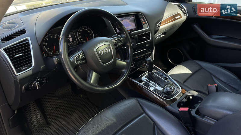 Внедорожник / Кроссовер Audi Q5 2012 в Одессе