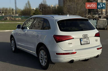 Внедорожник / Кроссовер Audi Q5 2015 в 