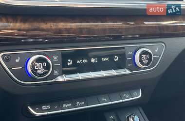 Внедорожник / Кроссовер Audi Q5 2017 в 