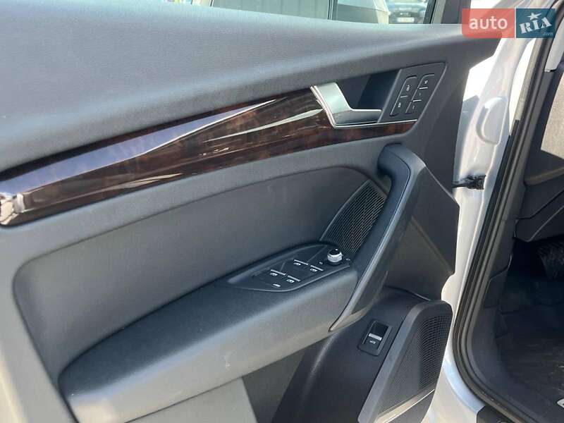 Внедорожник / Кроссовер Audi Q5 2017 в Львове