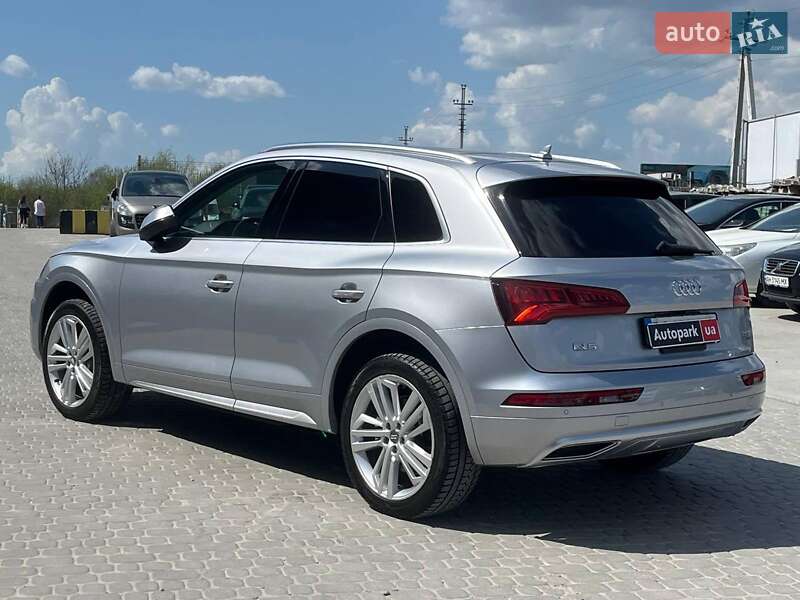 Внедорожник / Кроссовер Audi Q5 2017 в Львове