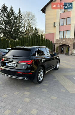 Внедорожник / Кроссовер Audi Q5 2020 в 