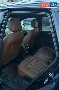 Внедорожник / Кроссовер Audi Q5 2010 в 