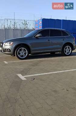 Позашляховик / Кросовер Audi Q5 2013 в 