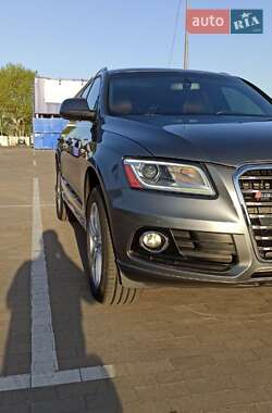 Позашляховик / Кросовер Audi Q5 2013 в 
