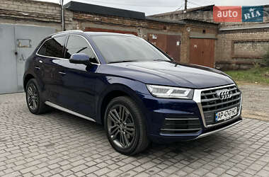 Позашляховик / Кросовер Audi Q5 2017 в 