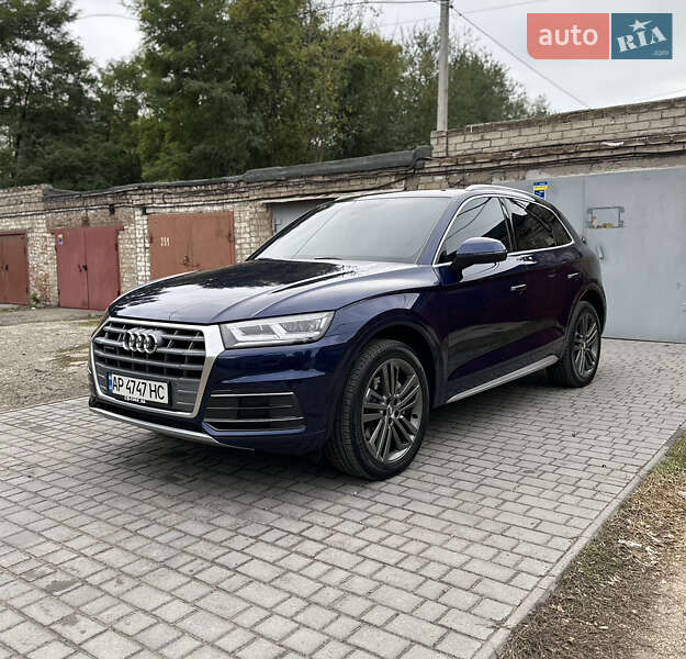 Позашляховик / Кросовер Audi Q5 2017 в 